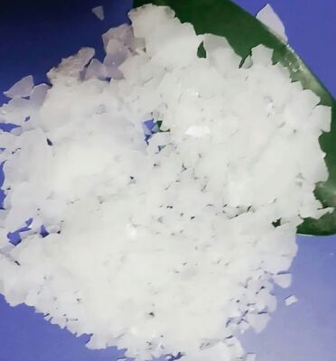 Un bon prix. Chlorure de magnésium essentiel en flocons et en poudre MgCl2 CAS 7786-30-3 Formulation en poudre en ligne
