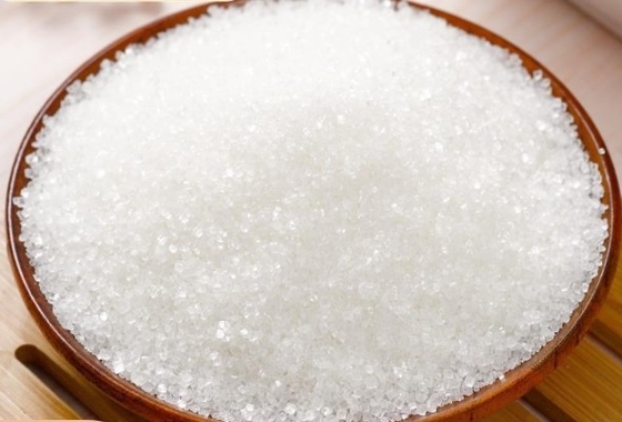 Un bon prix. CAS 57-50-1 Source d'énergie Sucrose pour les aliments et les boissons en ligne